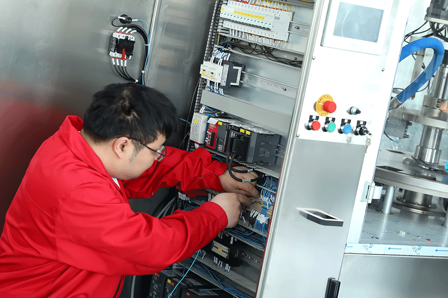 灌裝設(shè)備車(chē)間 灌裝設(shè)備車(chē)間